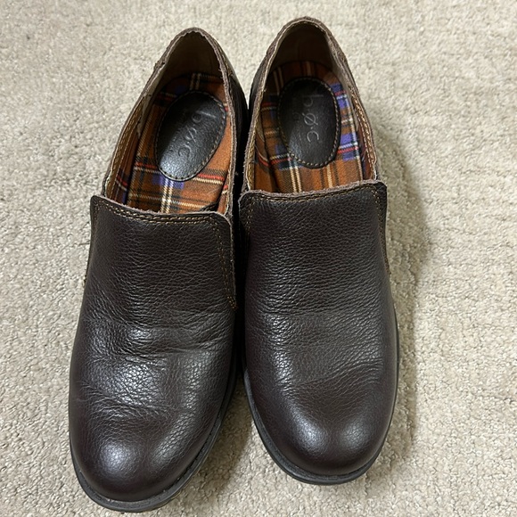 B.O.C. Leather Ankle Booties - Picture 2 of 6